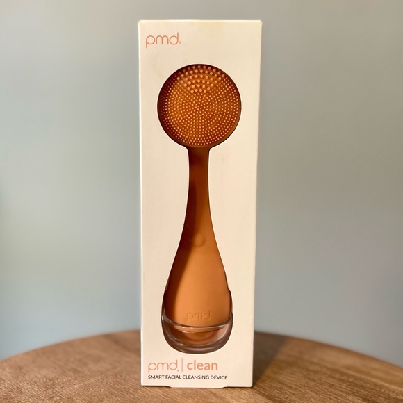 PMD Clean Smart Facial Cleansing Device - Picture 7 of 13